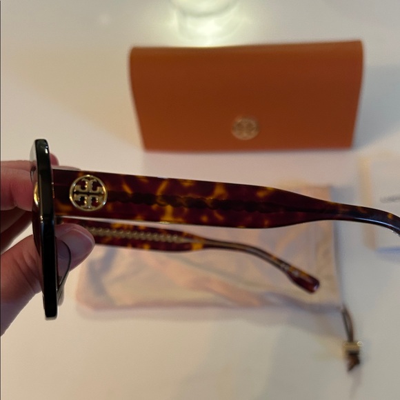Tory Burch Brown Tortoise Sunglasses - Picture 3 of 4